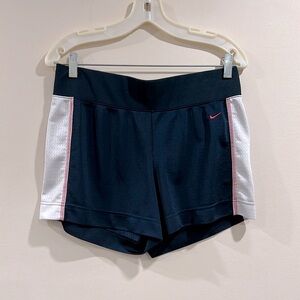 🔥Nike Women's Black and White Athletic Shorts🔥